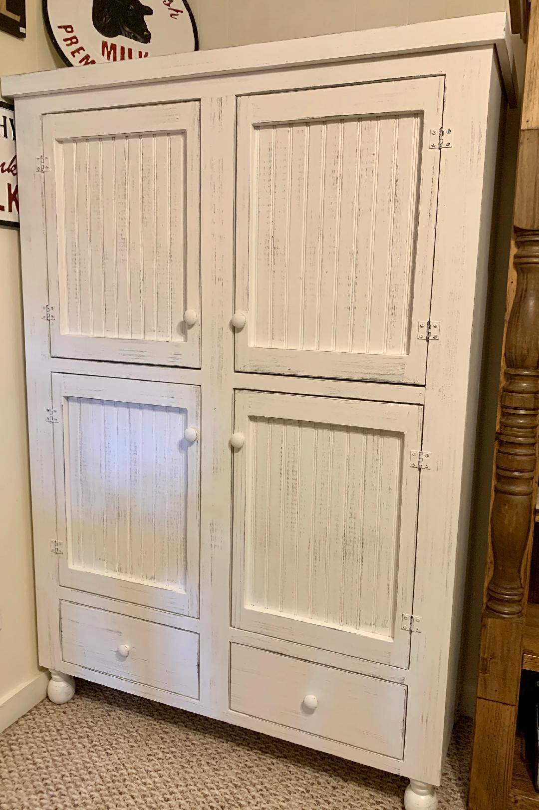 Cabinet (4' wide)