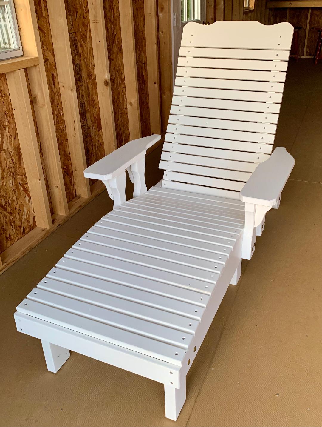 Lounge Chair - Poly