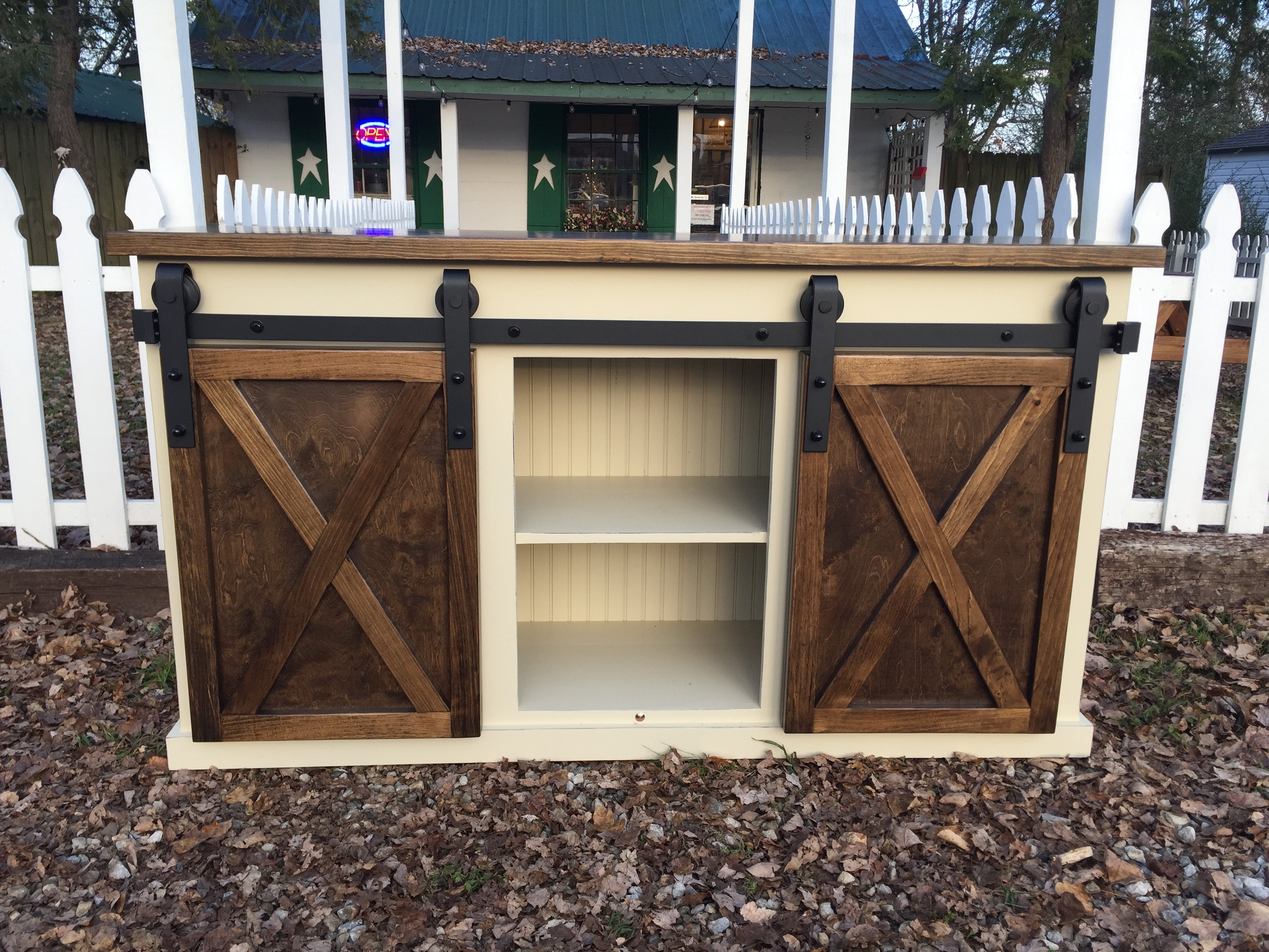 Bryants Country Store Media Cabinet - Thumbnail 2
