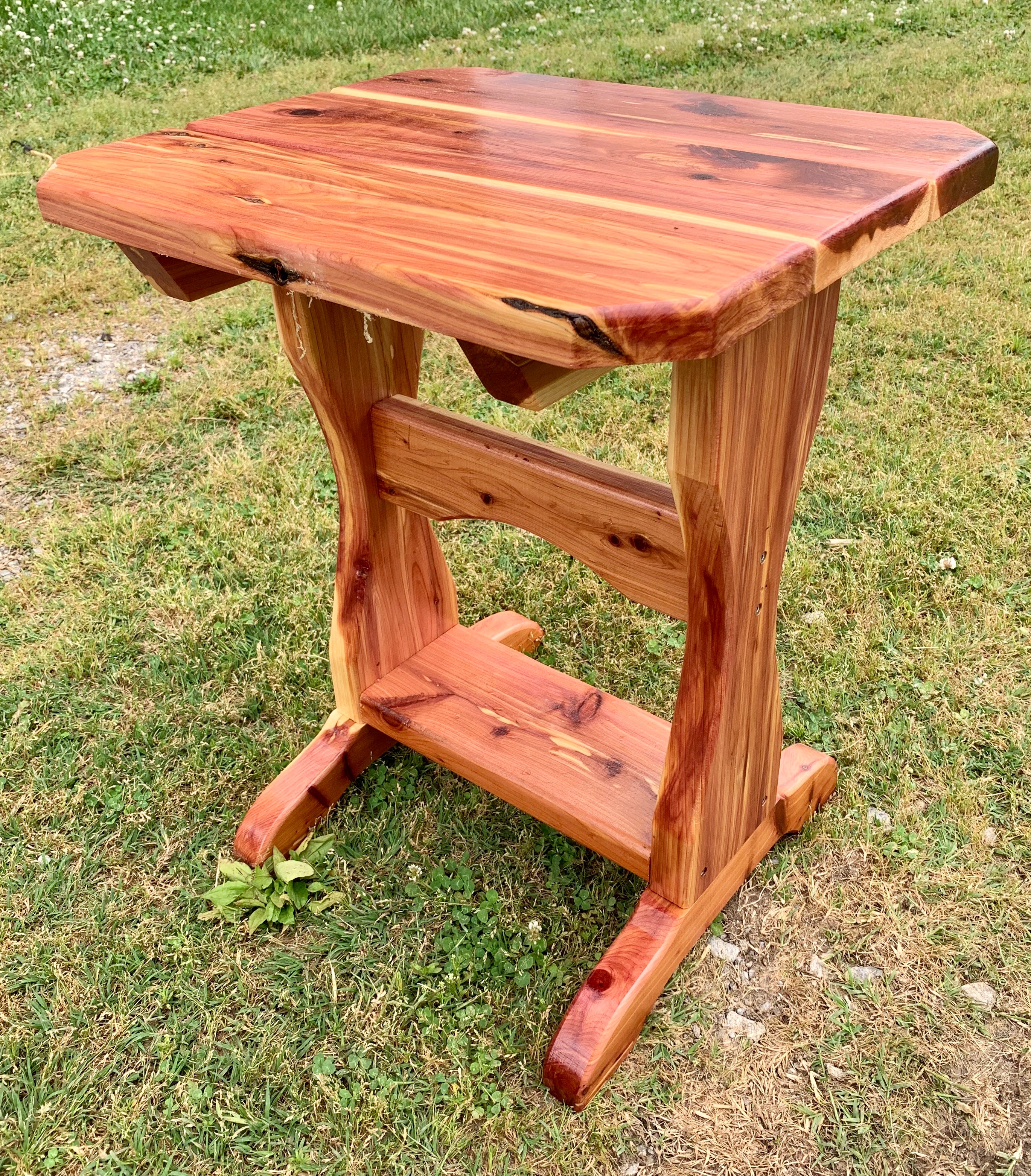 Cedar end deals tables